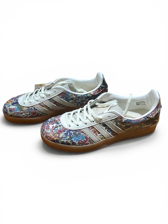 adidas Shoes - 🔥Unique🔥Liberty London Adidas Gazelle Floral Embroidery (USA Mens 9,Womens 10)